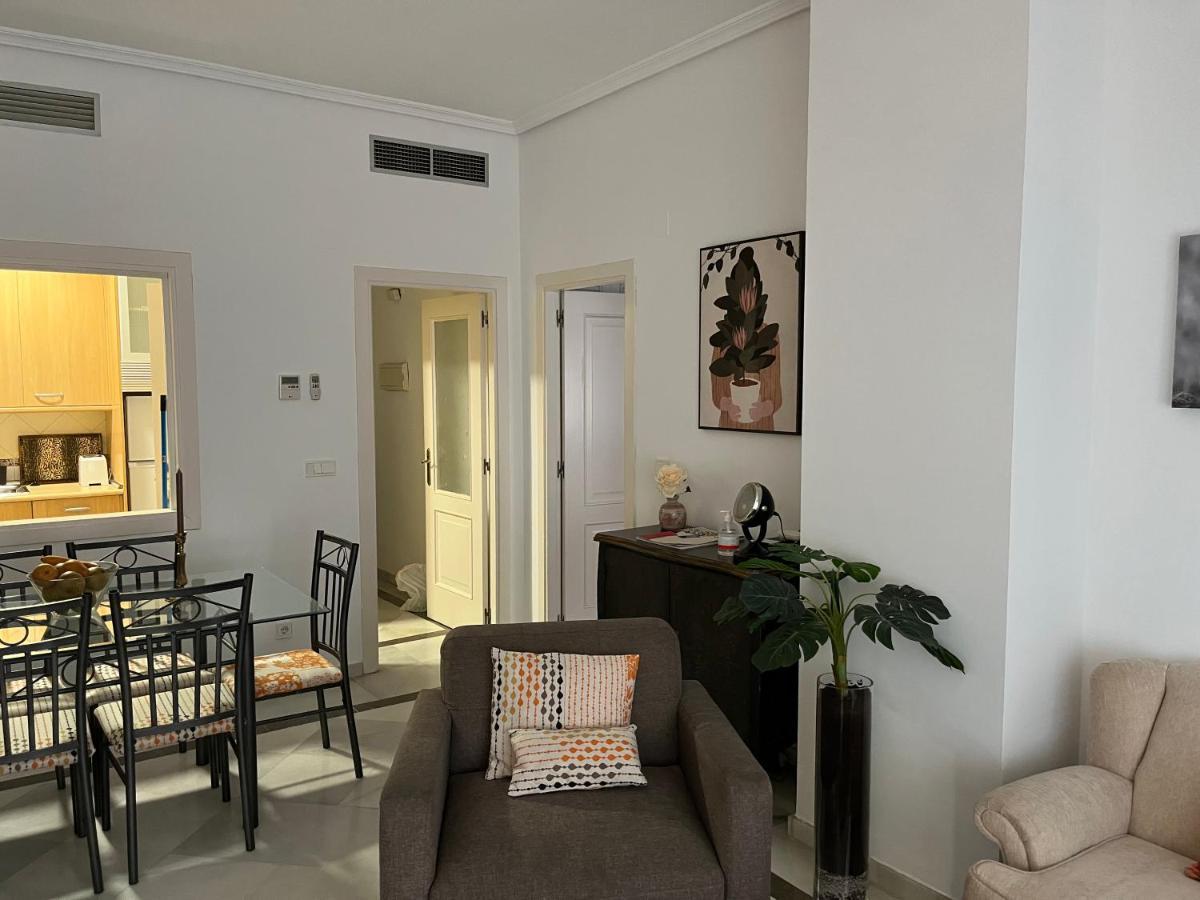 Very Apartament. Center. Private Parking Apartamento Sevilha